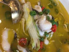 -川流不息·地道川菜·小龙虾(松东路店)