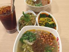 -伤心酸辣粉(体育东路店)