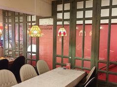 -玛格萝妮比萨屋(陆家浜路店)