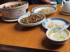 -吕氏疙瘩汤•海鲜新鲁菜(江山南路店)