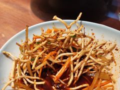 -川流不息·地道川菜·小龙虾(松东路店)