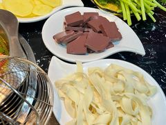-小牛家村·贵州黄牛肉火锅(梦想小镇二分店)
