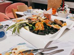 -水桶王国主题餐厅·聚会·生日派对·亲子活动·家庭套餐(亚龙湾希尔顿店)