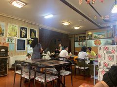 -玖月时尚泰式餐厅