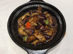 黑椒秋茄燒豬軟骨-京味斋·北京烤鸭(北京南站洋桥店)