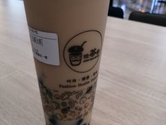 -乐磊奶茶店