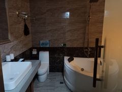 -十号名邸精品酒店（上海音乐学院店）(原复旦五官科医院店)