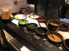自助小料-湊湊火锅·茶憩(新中关购物中心店)