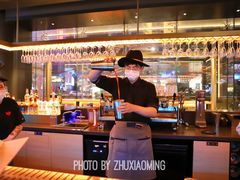 -星巴克臻选(上海合生汇1F店)