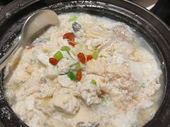 鲜蟹上菇豆腐炖-闽和南(深圳万象城店)