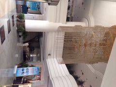 华浮宫酒店-陕西华浮宫酒店(未央湖公园店)