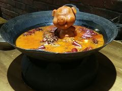 -白乐天毛肚火锅馆(解放碑店)