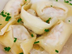 虾仁鲜肉馄饨-潘国仙耳光馄饨(黄家阙路店)