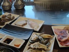 -悦巷海鲜自助铁板烧(秦皇东大街店)