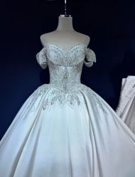 -MISS MIA 婚纱品牌馆