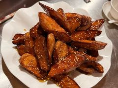 -粘豆包柴火铁锅炖