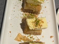 -Efes Turkish & Mediterranean Cuisine 艾菲斯餐厅(陆家嘴店)