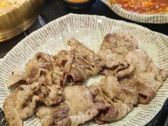 -臻牛烤肉
