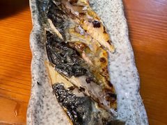 盐烤三文鱼皮-鳗鱼家·深夜食堂(军博店)