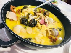 -品悦酒店(三林古镇店)