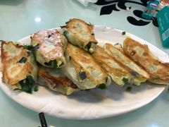 -小二锅贴私家菜(新世纪步行街第二大街店)