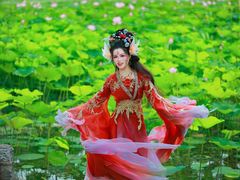 -九月鹰飞汉服摄影工作室