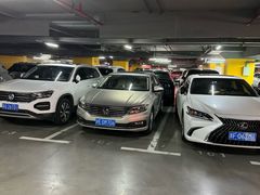 -中山公园-龙之梦停车场