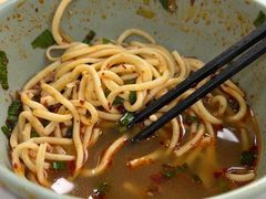 -而力蓬灰牛肉面(西津西路店)