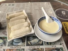 -周大娘牛乳(旧寨古村总店)