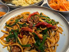 -纳鲁孜·新疆特色餐厅(上海悦荟广场店)