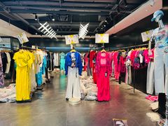 -广州白马服装市场