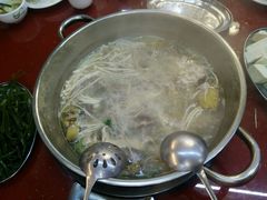 -老石黑山羊毛驴肉火锅(金凯广场店)
