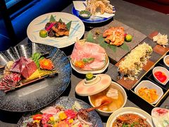 -铭牛烧肉·和牛海鲜自助(高新月牙湖店)