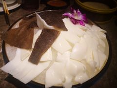 -三人行骨头王火锅(长寿店)