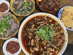 -小杨翘脚牛肉