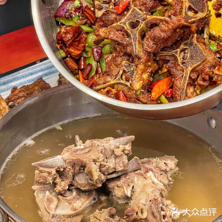 想要吃正宗地道的羊蝎子锅，一定要来这家❗️