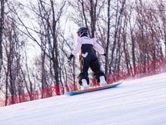 -中旅松花湖滑雪场