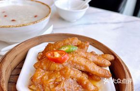 Braised Chicken Feet with Secret Sauce