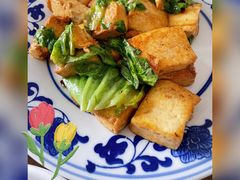 生菜炒豆腐-山居书舍