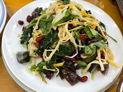 -鹤乡东北菜(崮山路店)