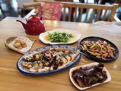 霸王餐-乌镇那一年小院主题餐厅(甘泉西路店)