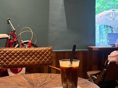 -出走咖啡·面包(宋庄店)