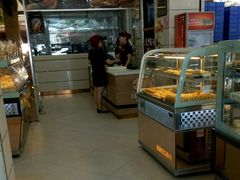 面包甜点陈列柜-龙兴·动物奶油生日蛋糕(龙北店)