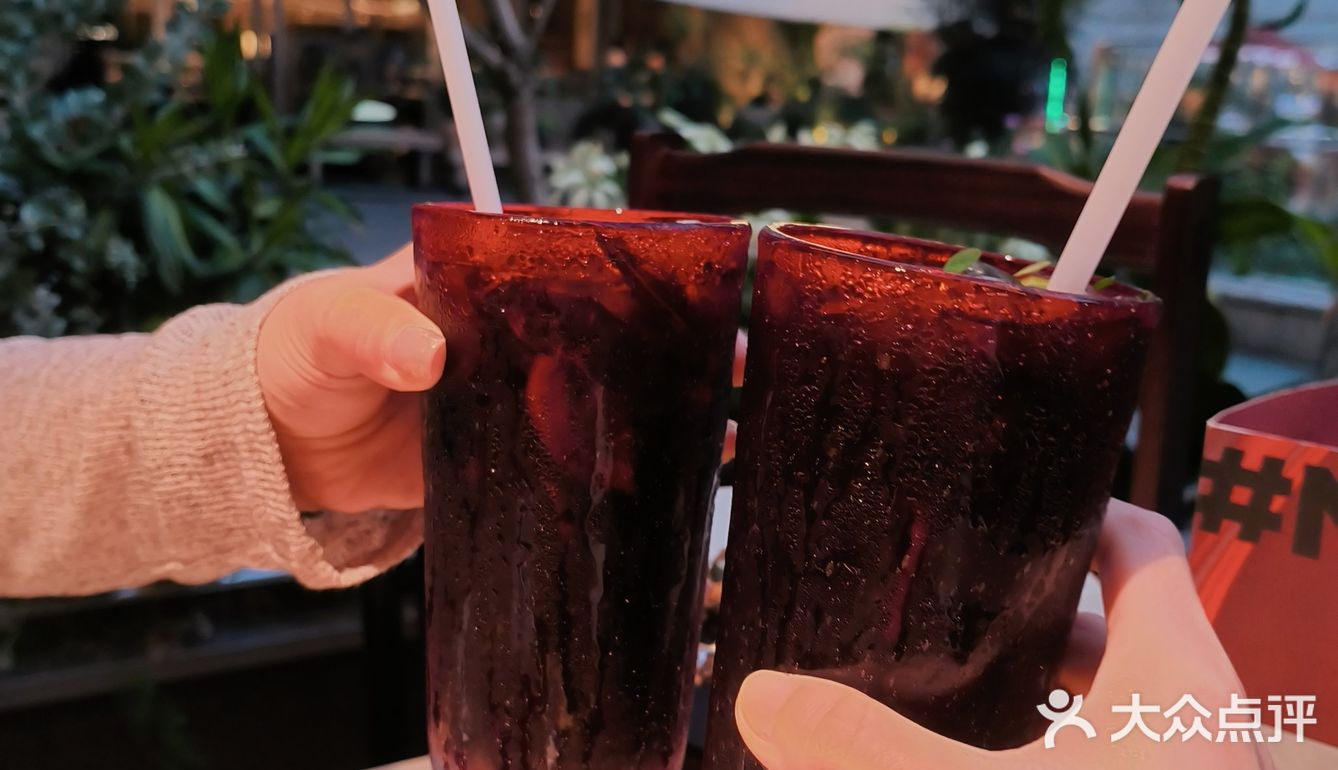 深圳首店｜约会超有氛围感的新中式简餐