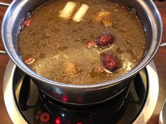 -周老三跷脚牛肉·全牛火锅(非遗传承店)