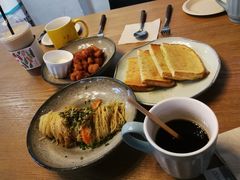 -HELLO 27 意面·沙拉·帕尼尼