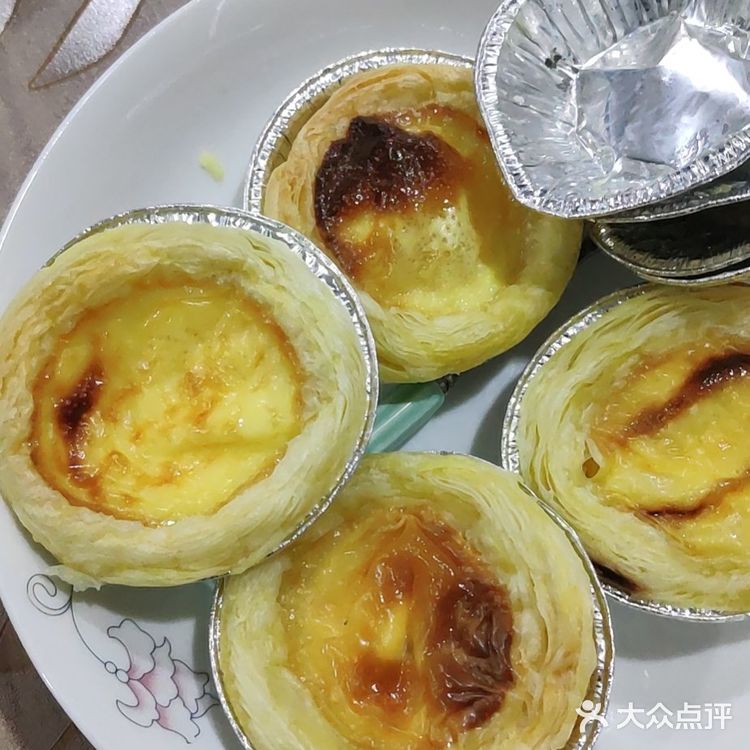 没有烤箱，灵机一动，想想用微波炉烤蛋挞，说试就试