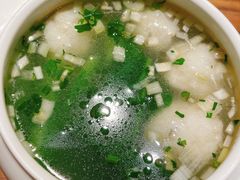 鲜嫩黄花鱼丸汤-将相和·海鲜蒸饺大连菜