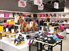 店内环境-唯品会(北京国瑞城店)