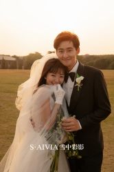 -雪中彩影婚纱摄影·微光艺术中心